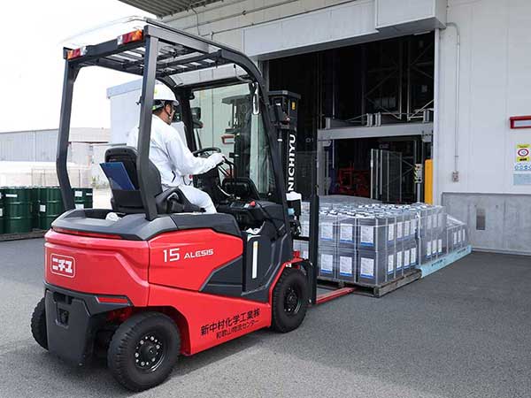 A flexible production system that can handle everything from mass production to small-lot production of a wide variety of products